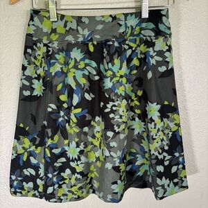 REI Black Floral Mini Skort Skirt Size Small Tennis Pickleball Golf